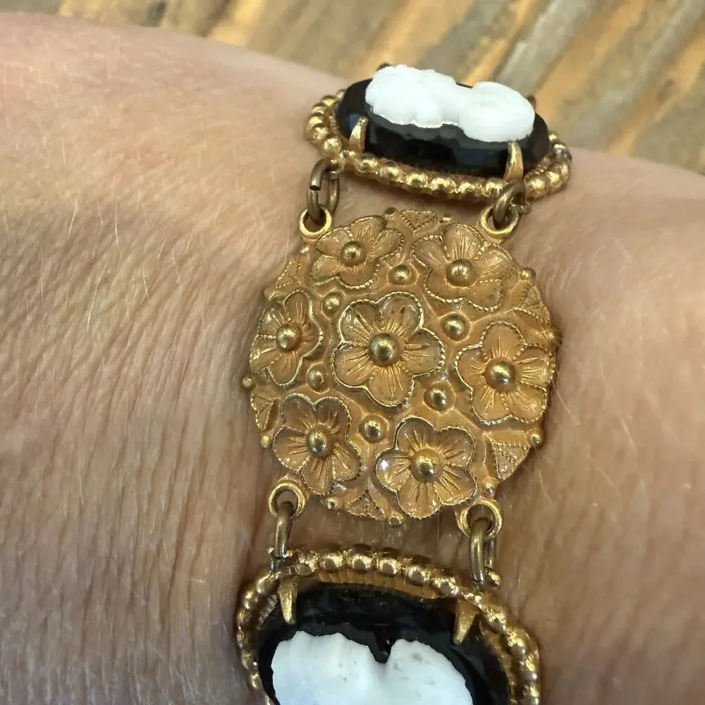 Vintage Victorian Revival Black & White Cameo Flower Panel Link Bracelet 8”